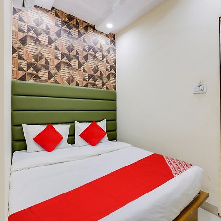 Hotel O Kb Villa أحمد أباد المظهر الخارجي الصورة